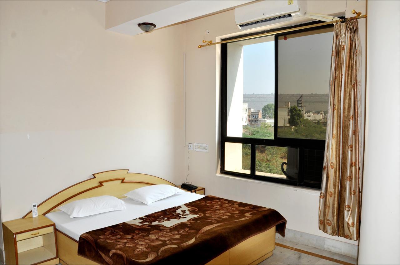 Hotel Kirti Plaza Chittorgarh Luaran gambar