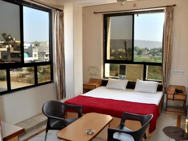 Hotel Kirti Plaza Chittorgarh Luaran gambar